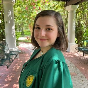 Meet your Posher, Bria